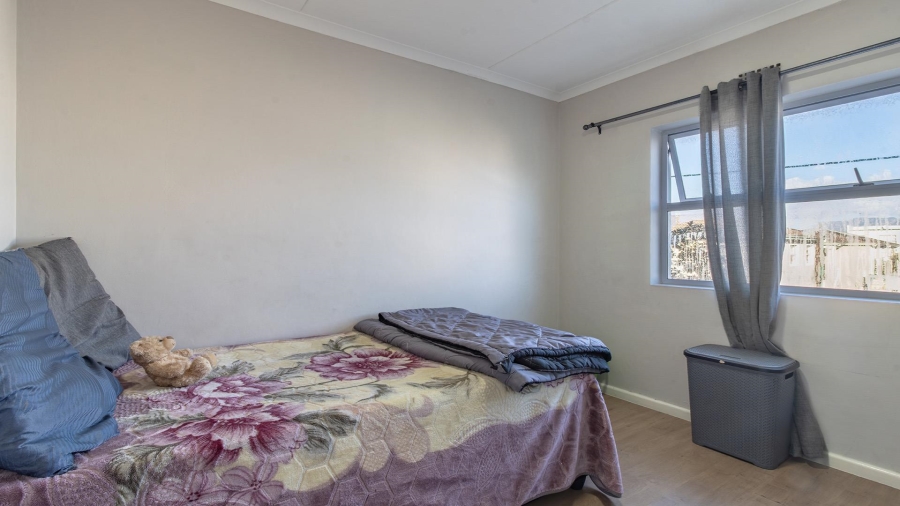 2 Bedroom Property for Sale in Cravenby Western Cape
